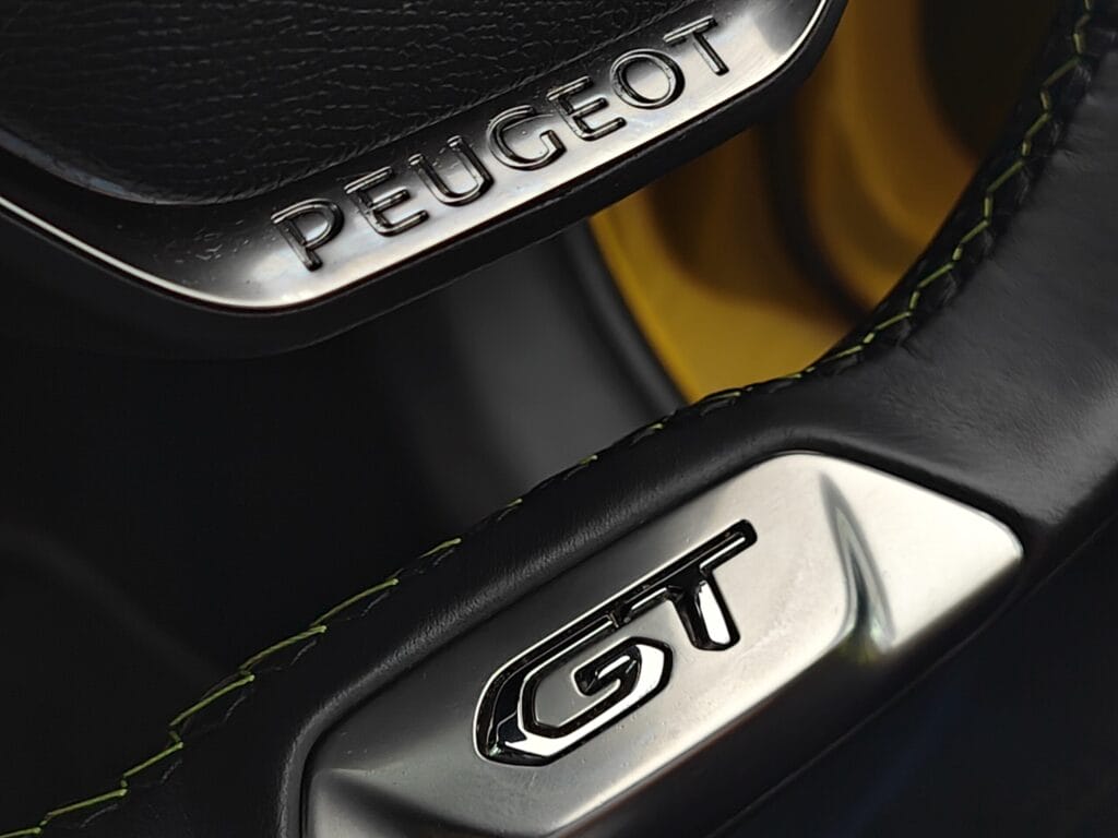 2023 Peugeot 208 1.5 BlueHDi 100 GT 5dr