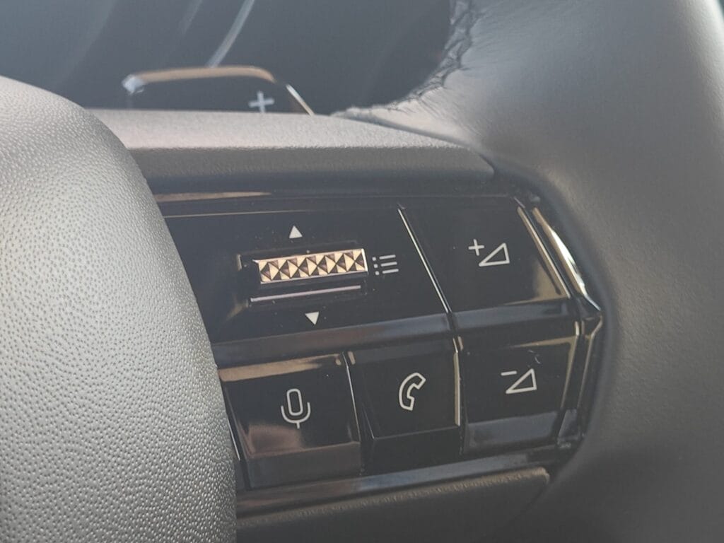 2026 Alfa Romeo Junior 1.2 Turbo Ibrida 5dr Auto [Technology/Premium]