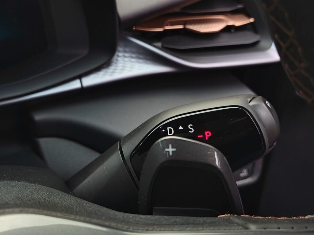 2025 CUPRA TERRAMAR 1.5 eHybrid 272 VZ2 5dr DSG