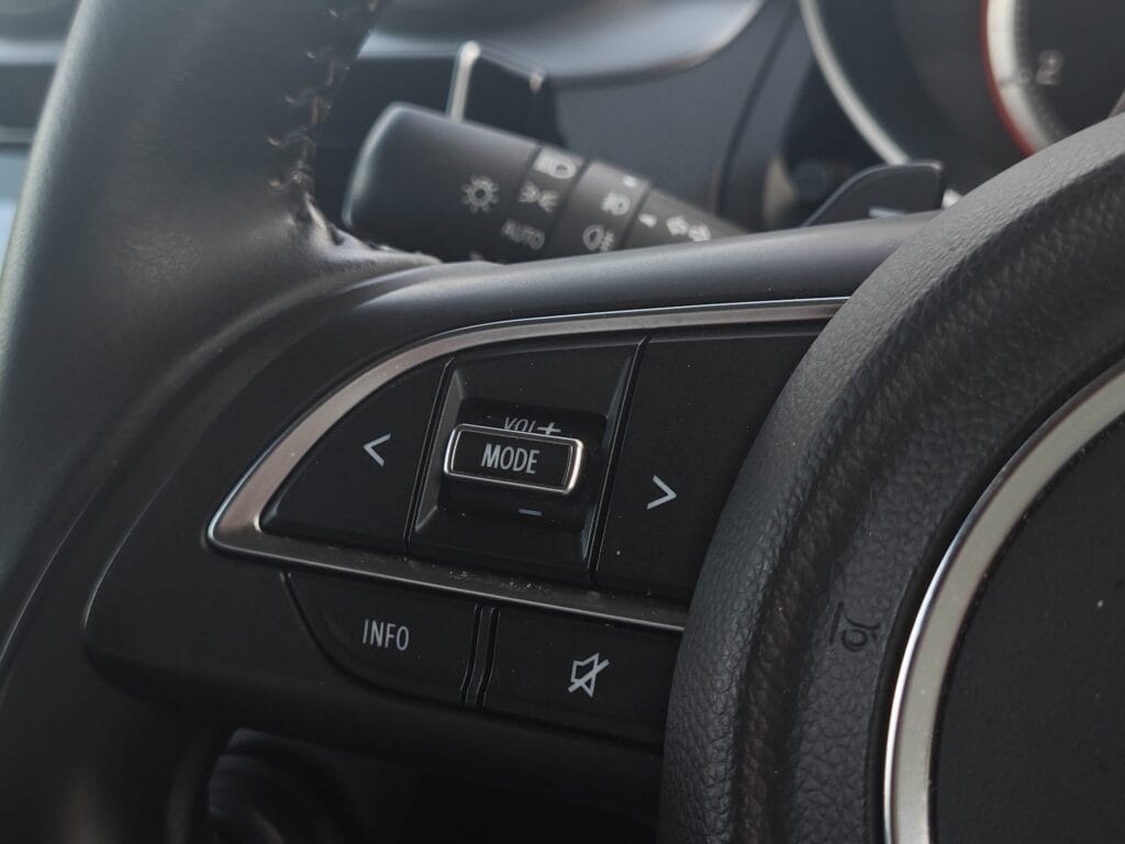 2022 Suzuki Swift 1.2 Dualjet 83 12V Hybrid SZ5 5dr Auto
