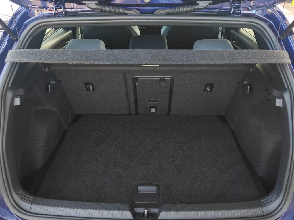 2022 Volkswagen Golf 1.5 TSI R-Line 5dr