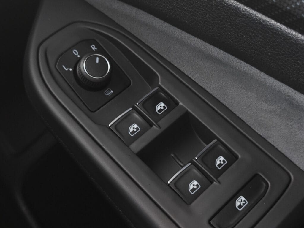 2022 Volkswagen Golf 1.5 TSI R-Line 5dr