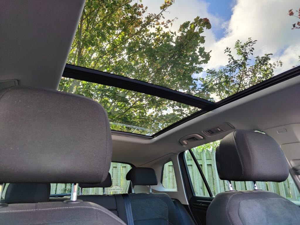 2017 Volkswagen Tiguan 2.0 TDi 150 4Motion SEL 5dr